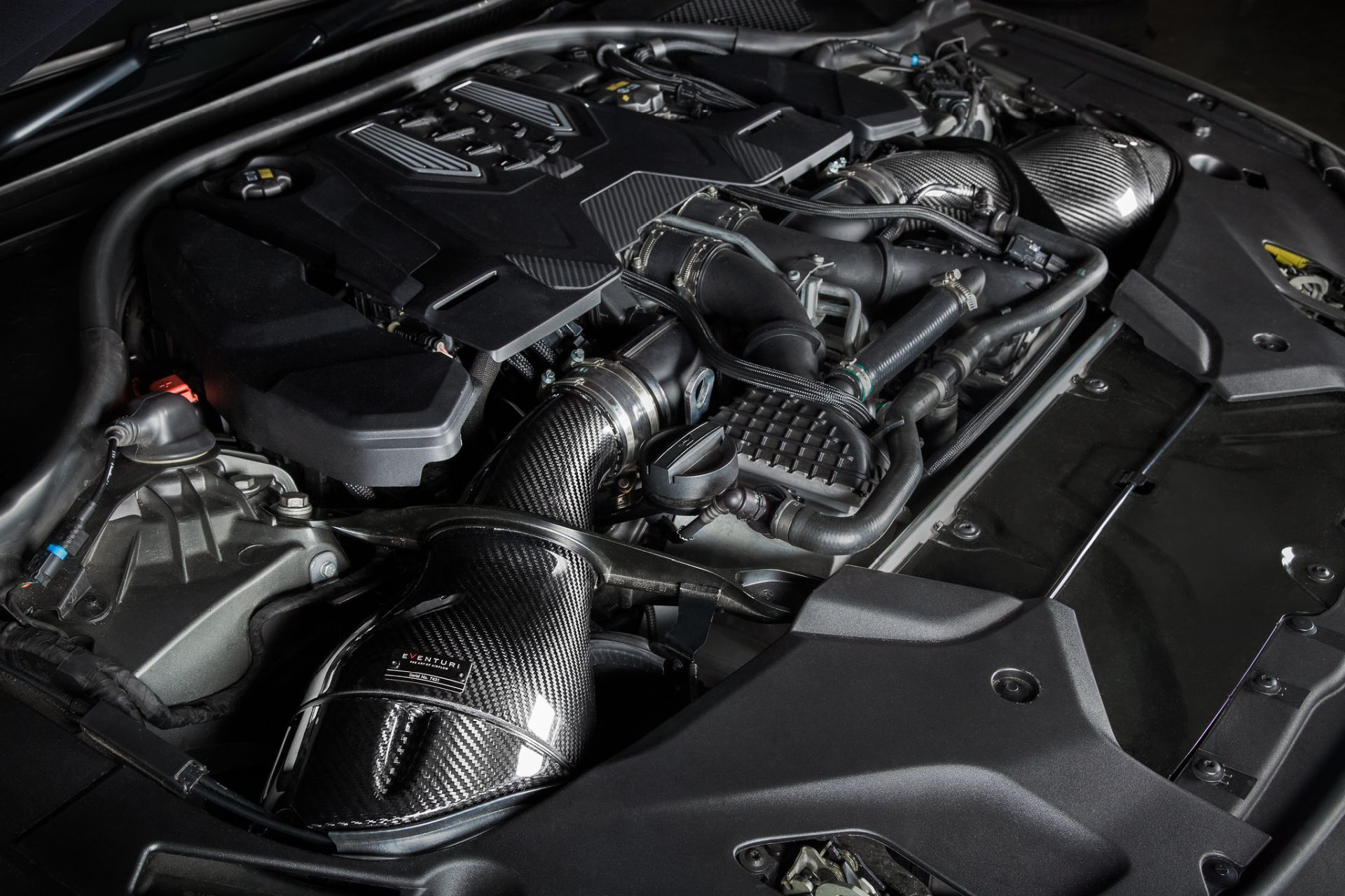 Eventuri Carbon Ansaugsystem passend für BMW F90 M5 und F92 M8 V2