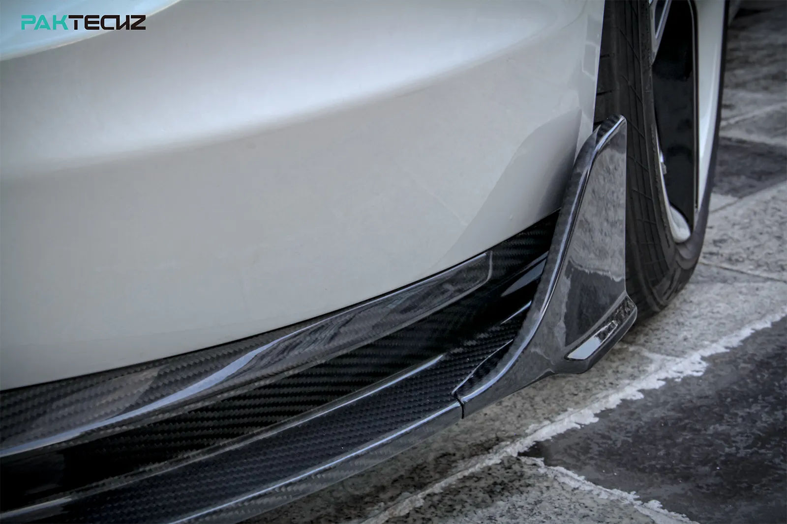 Paktechz Carbon Front Spoilerlippe für Porsche Taycan