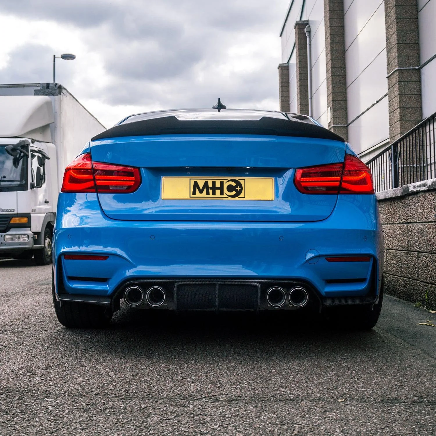 MHC+ Ducktail-Style Carbon Heckspoilerlippe passend für BMW M3 F80