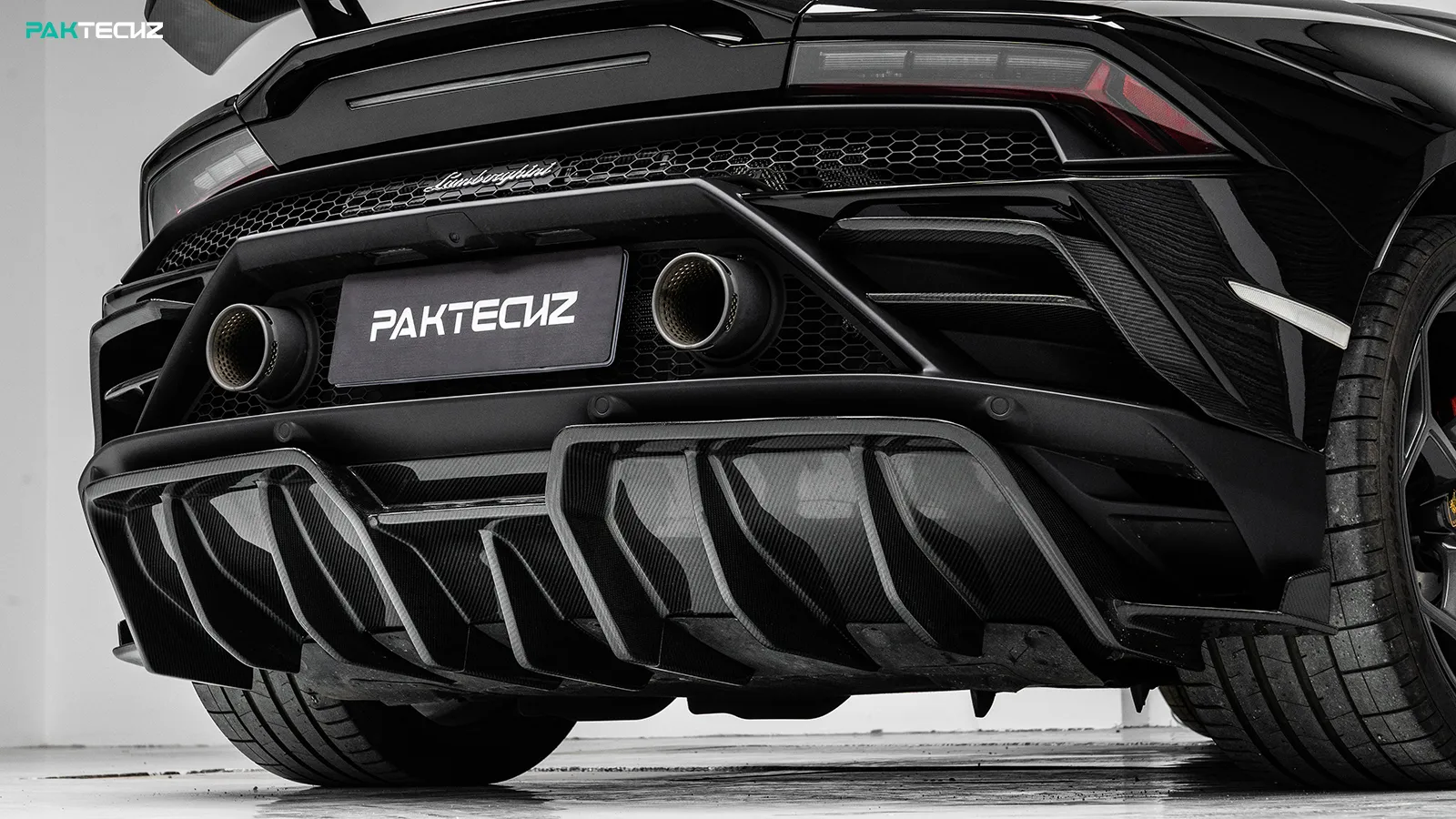 Paktechz Carbon Heckdiffusor für Lamborghini Huracan EVO (RWD)