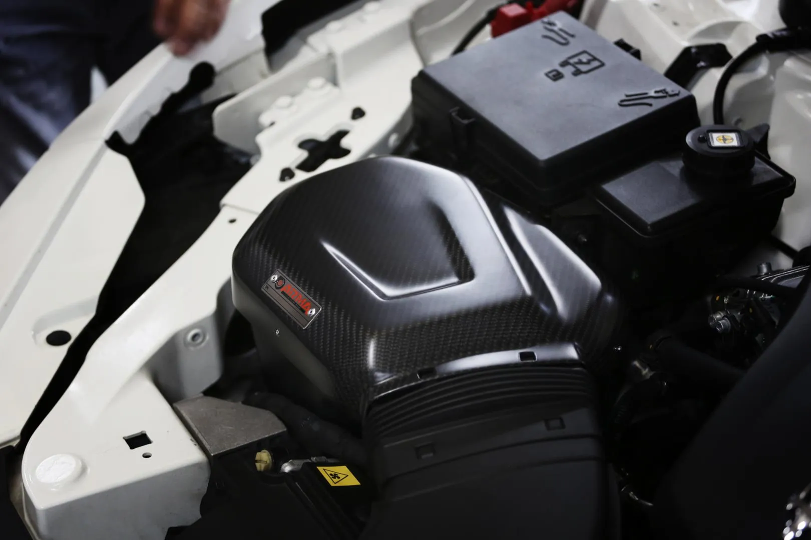ARMASPEED carbon intake system for Maserati Ghibli S/SQ4 