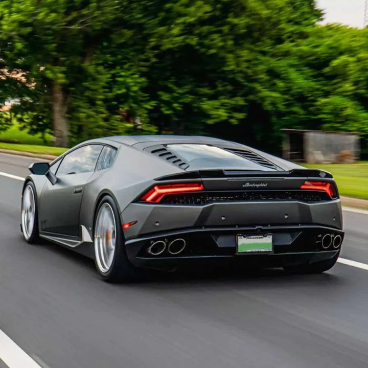 RACING SPORT CONCEPTS - Lèvre de spoiler arrière en carbone Lamborghini Huracan