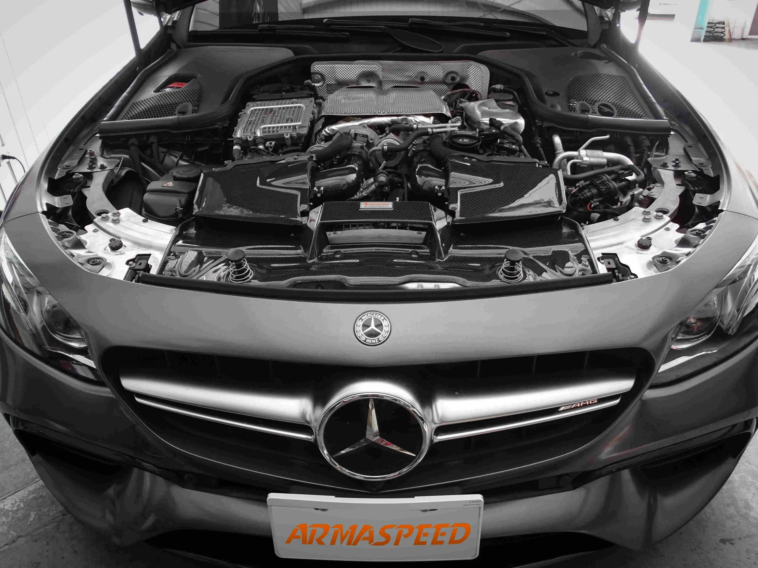 Système d'admission en carbone ARMASPEED pour Mercedes-Benz W213 AMG E63/E63 S 